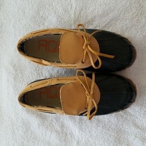 NWOT. Aqua Stop rain shoes